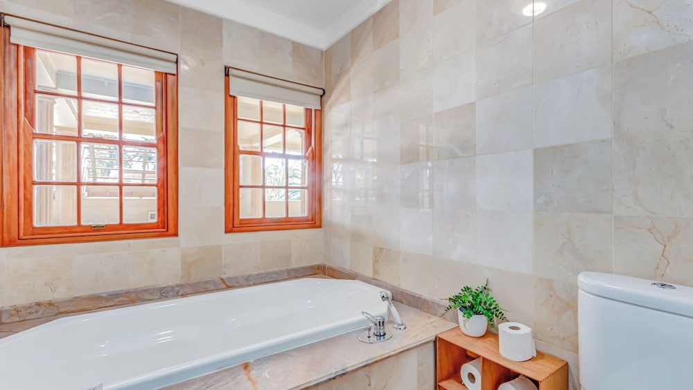 House Sunbeam GuestHouse