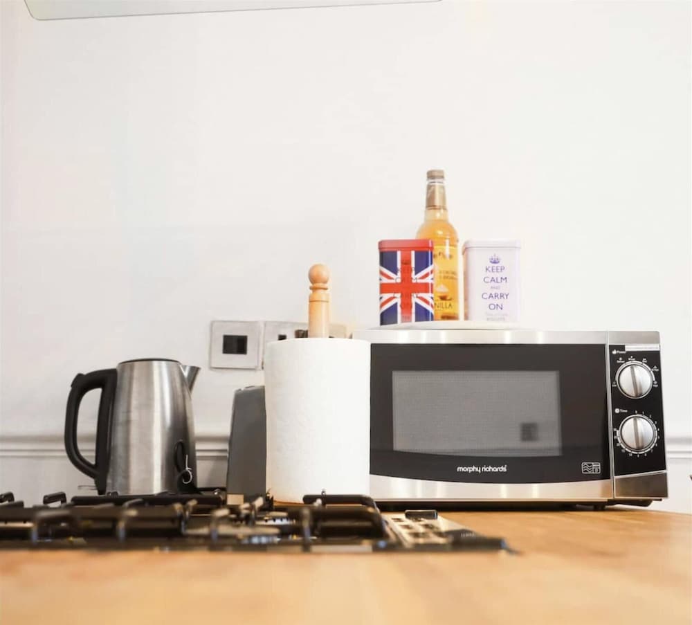 Charming London Apartment Near Hyde Park