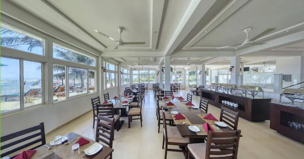 Manara Beach Resort