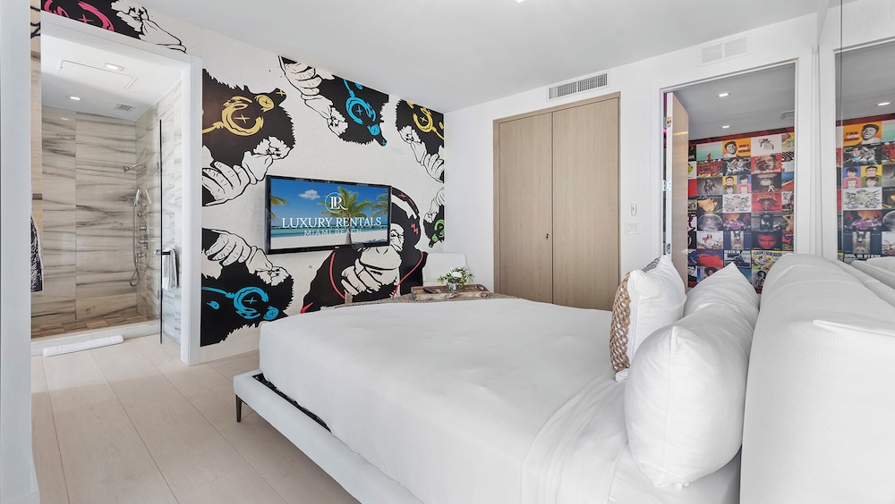 Luxury Vacation Rentals in South Beach by LRMB