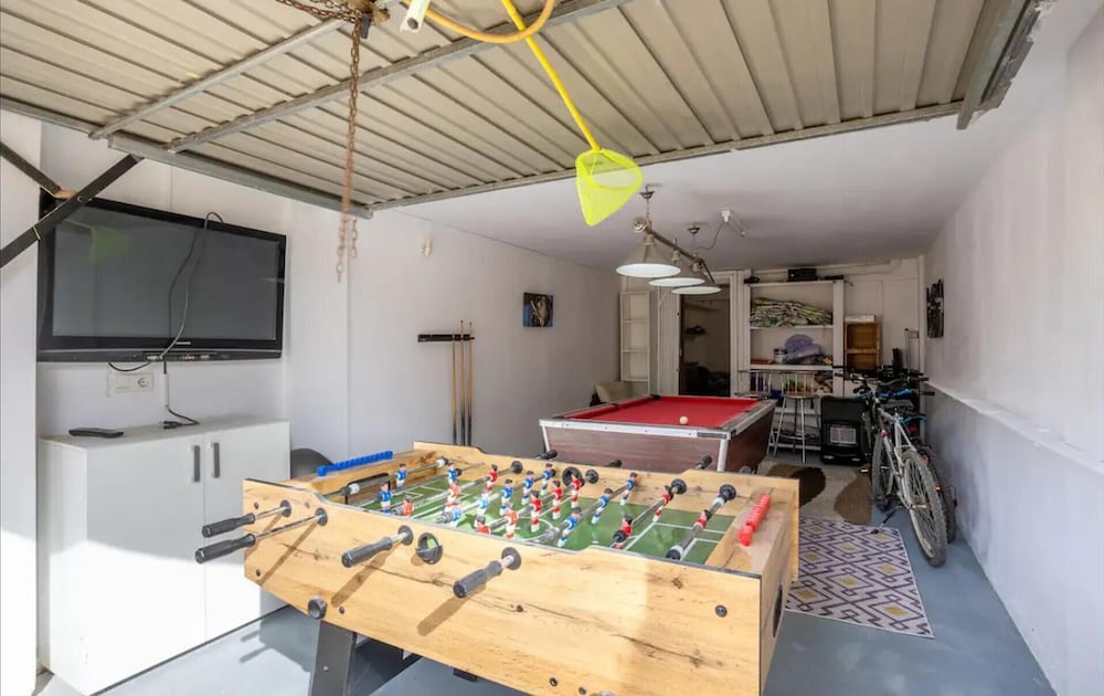 Orihuela Costa, Sleeps 6 With Roof Terrace & Pool