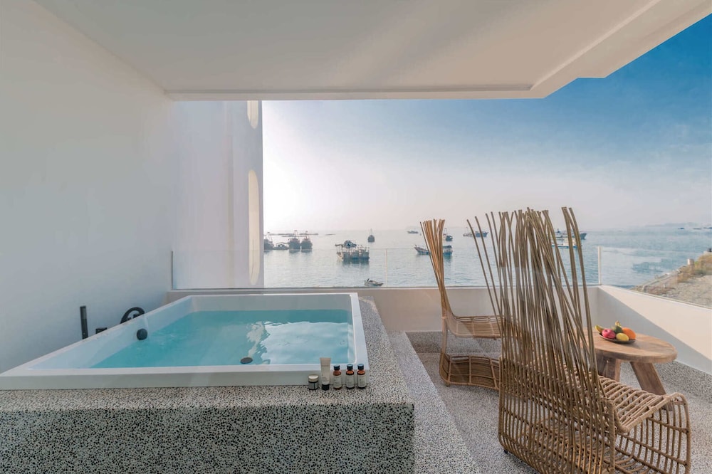 Miyue · Shenzhen Monet Garden Seaview Resort
