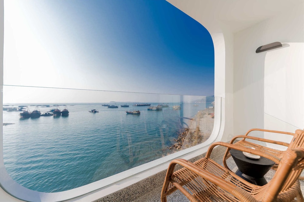 Miyue · Shenzhen Monet Garden Seaview Resort