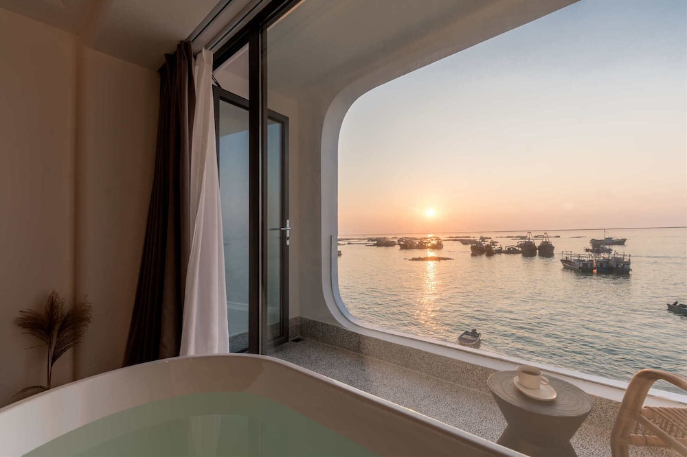 Miyue · Shenzhen Monet Garden Seaview Resort