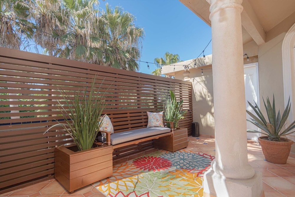 Palm Paradise House
