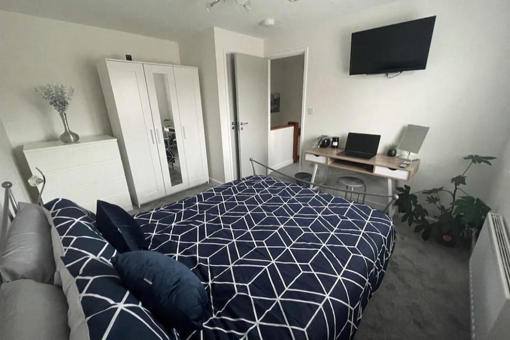 Immaculate 1-bed House in Didcot view 3