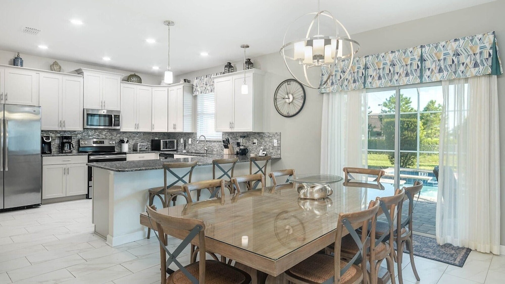 Championsgate Resort 6 Bedroom Private Pool Home 6 Home