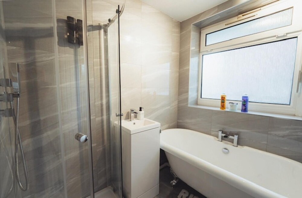 1 Bed-park View-balcony-wifi-pet Friendly