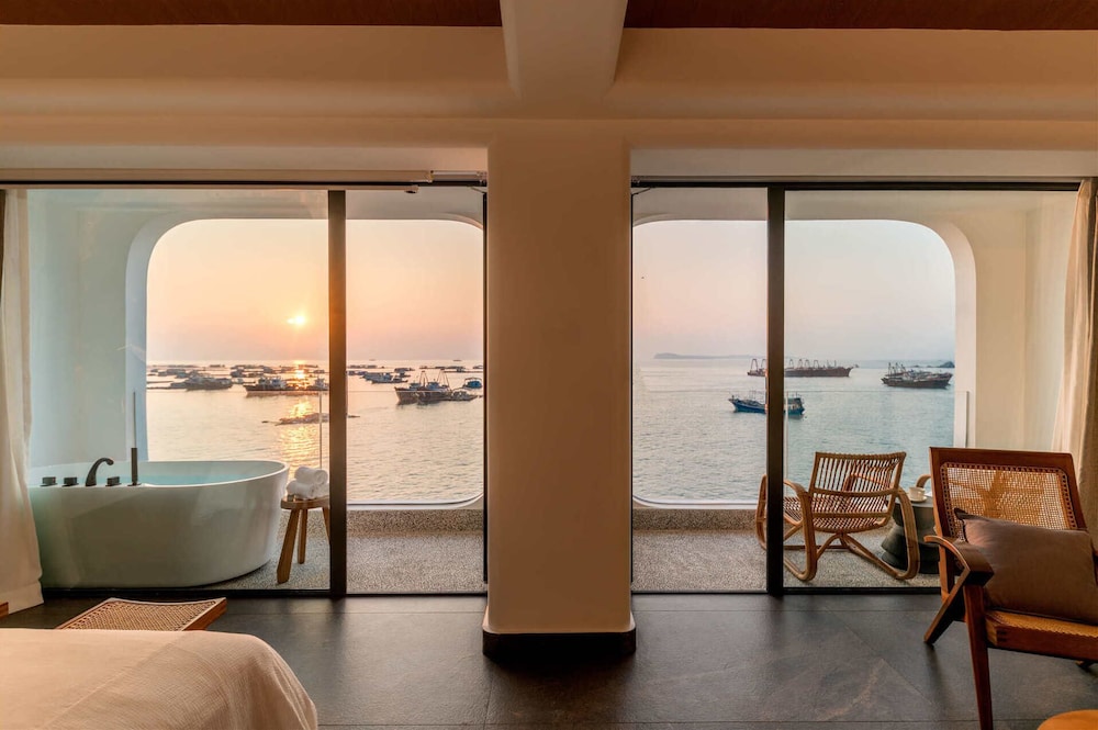 Miyue · Shenzhen Monet Garden Seaview Resort