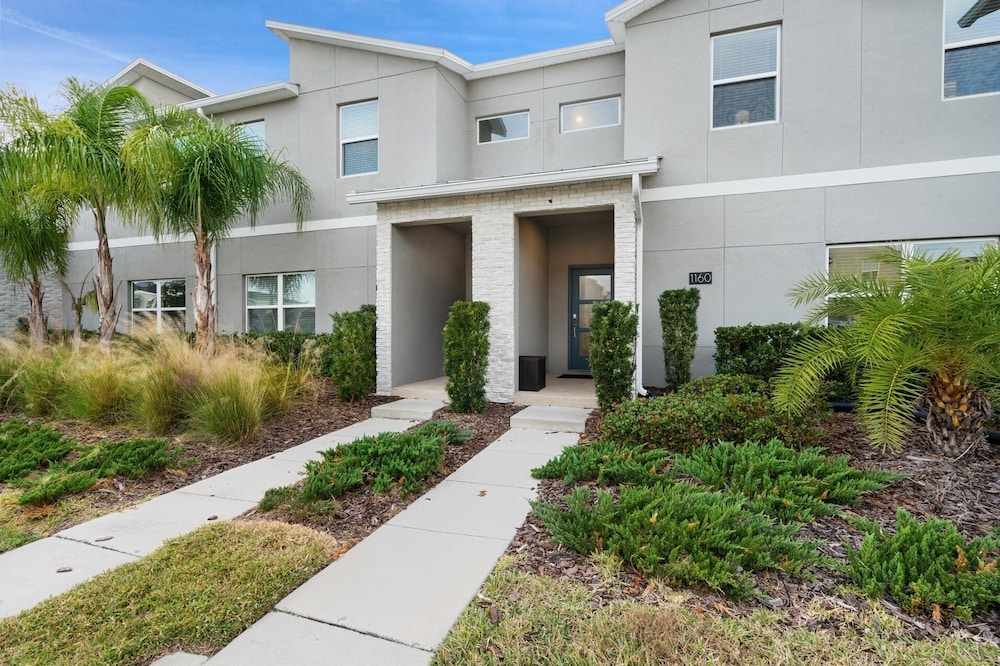 Championsgate Resort 4 Bedroom Private Pool Townhome 4 Townhouse