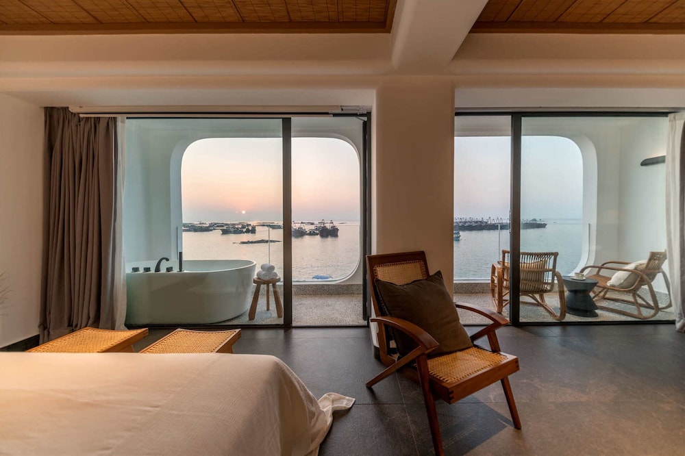 Miyue · Shenzhen Monet Garden Seaview Resort