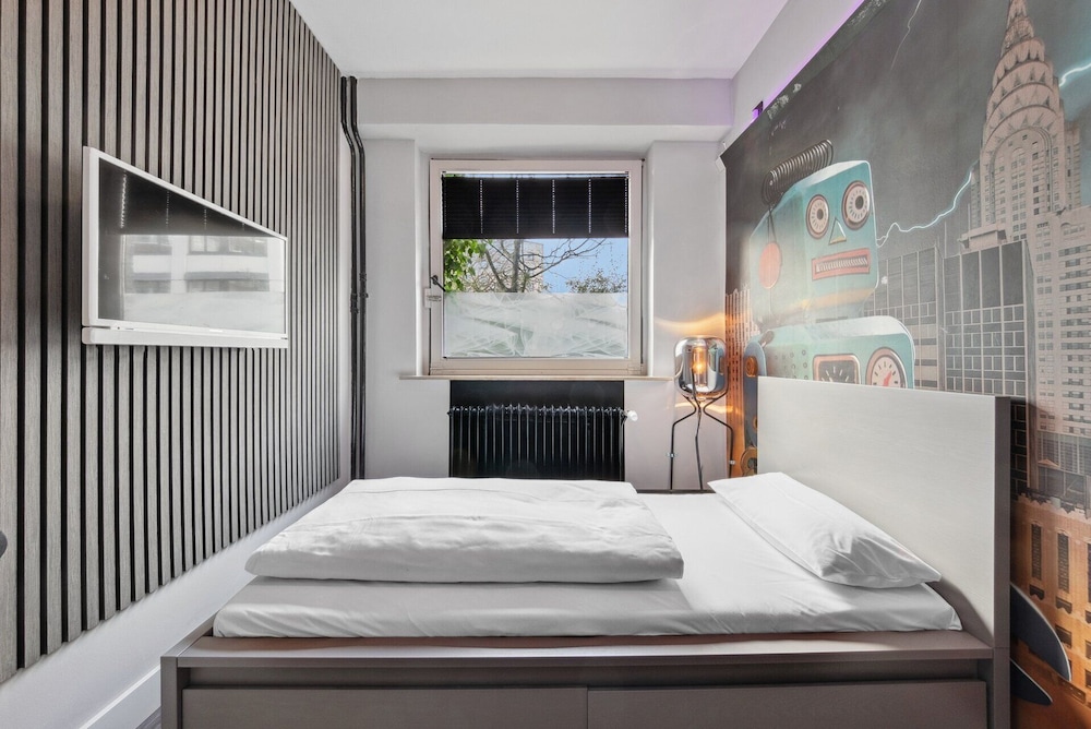 The Room 44