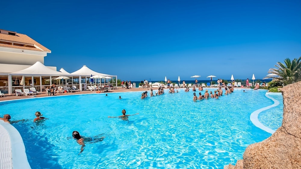 La Plage Resort