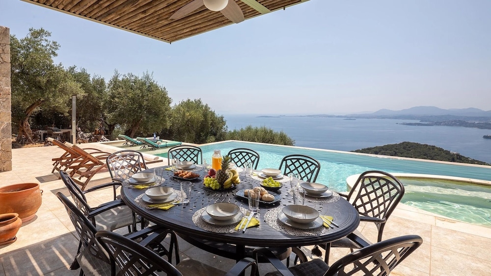 Villa Summer Wine by White Dream Villas