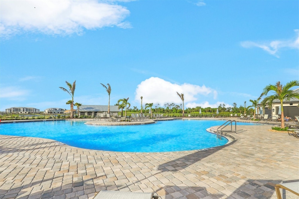 Heritage Landing Golf and Country Club 2 Bedroom Condo 2 Condo