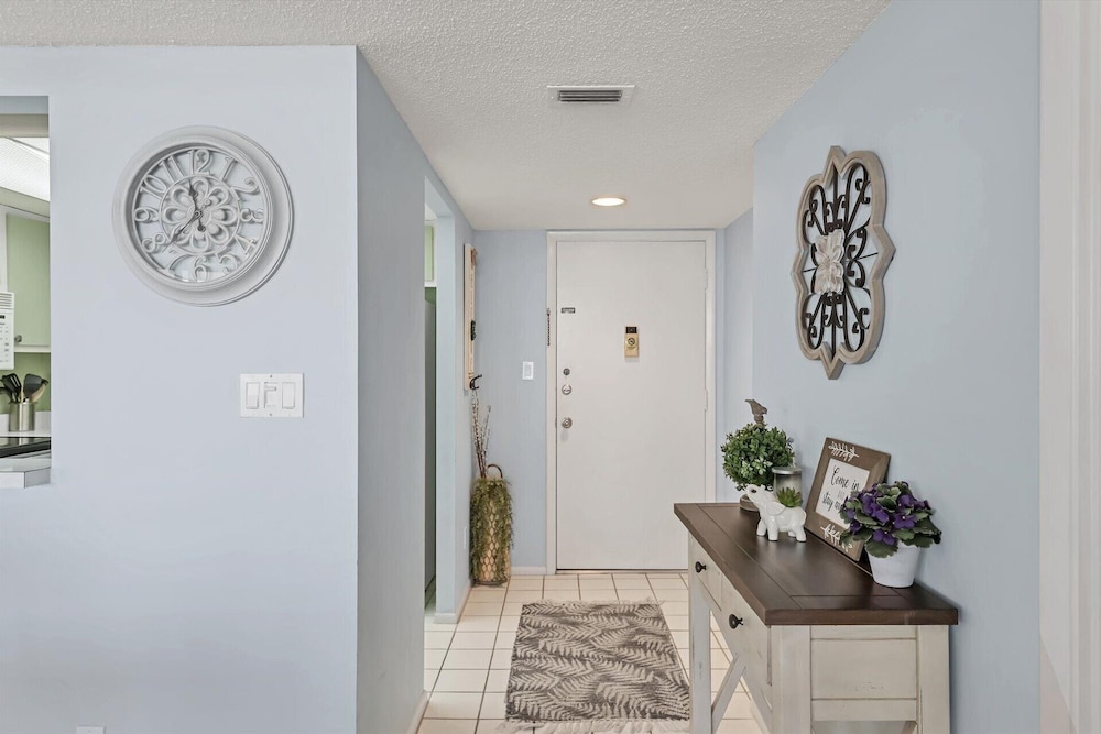 6415 Midnight Pass Rd #801