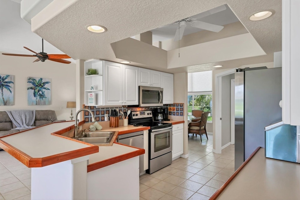 Rotonda West Private Pool Vacation Home On Canal 3 Bedroom Home