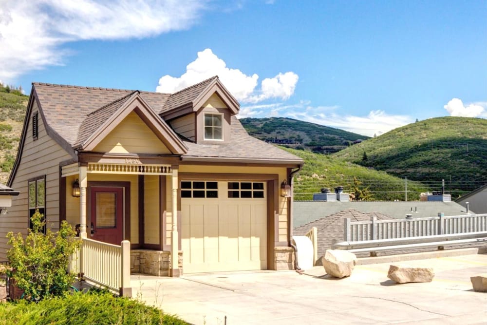 Park City KBM Resorts Walk To Park City Mountain Resort 2 Units, 7 Bedrooms Ml-1919