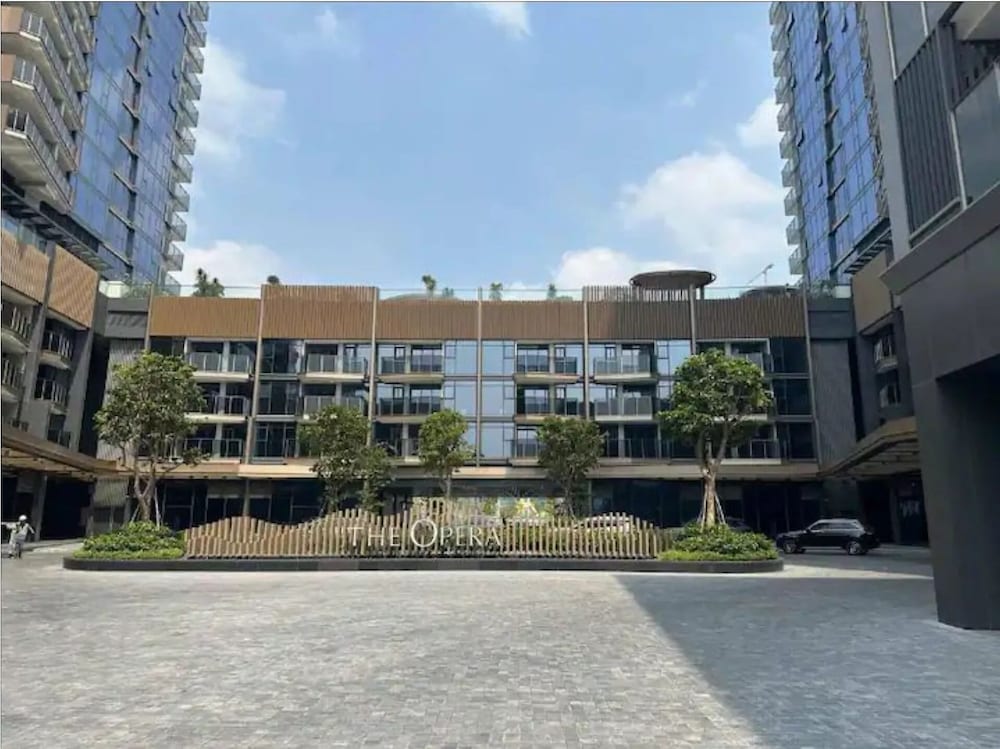 Opera View Residence City Center