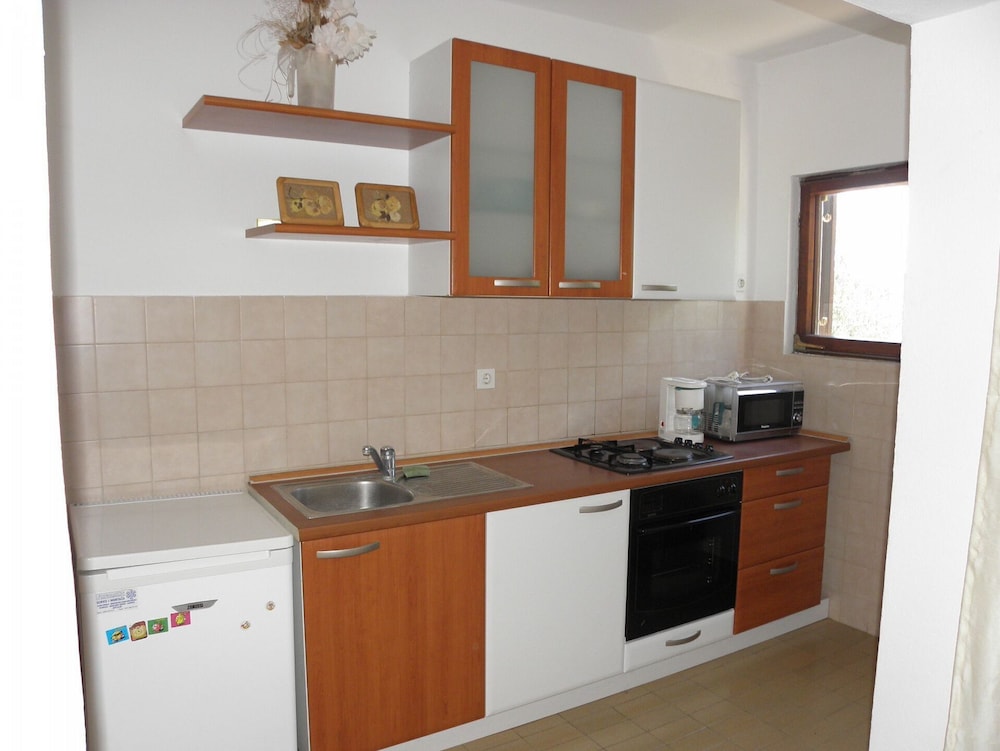 Pupa - Nice Family Apartments - A3 Tea view 3