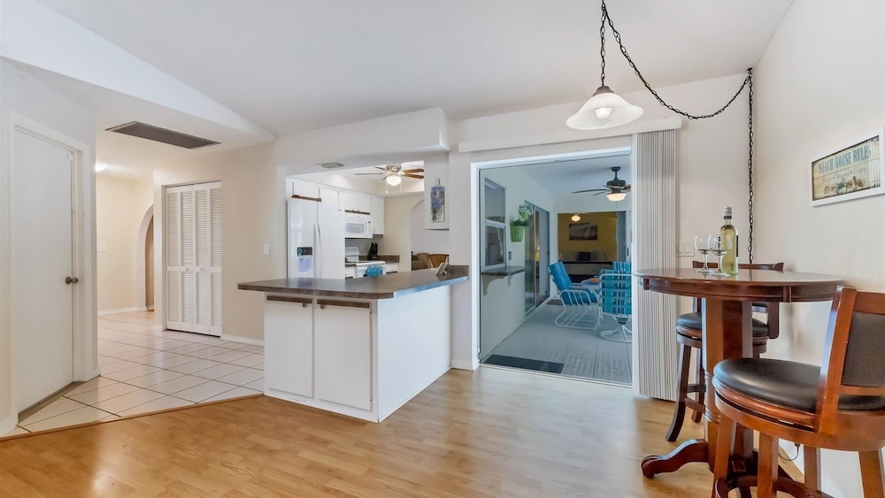 Quiet Deep Creek 3 Bedroom Private Pool Home 3 Home