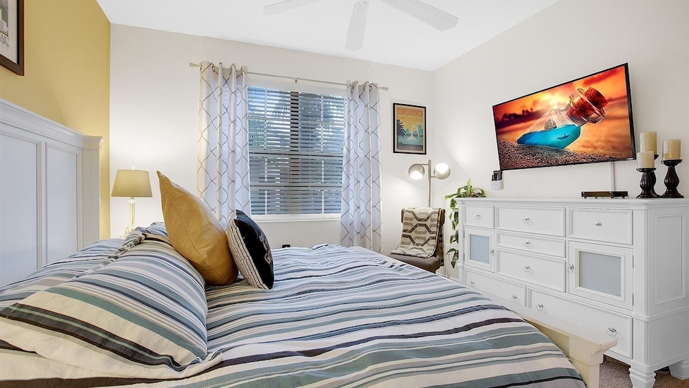 Solterra Resort 5 Bedroom Home with Pool Spa Game Room 5 Home