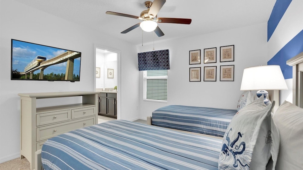 Solara Resort 8 Bedroom Private Pool Home 8 Home