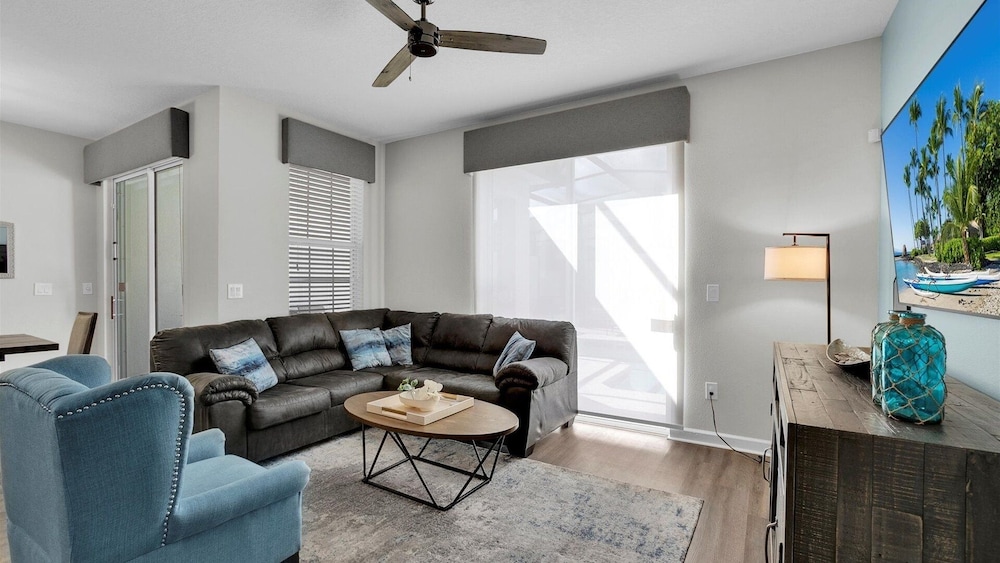 Storey Lake Resort 4 Bedroom Pet Friendly Townhome 4 Townhouse