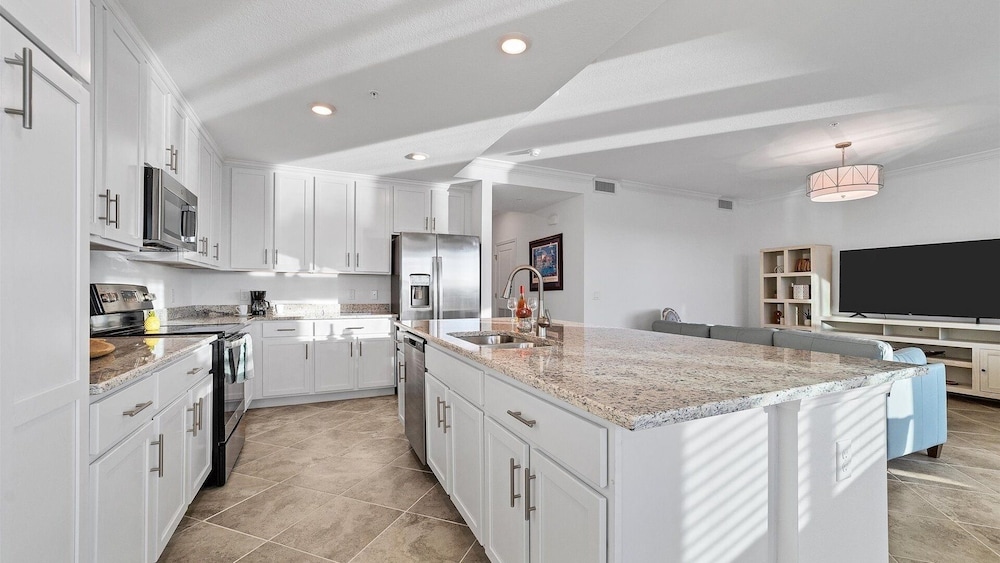 30-night Min. Clubhouse Open Heritage Landing Golf Club Golf Membership Transfer Included 2 Bedroom Condo