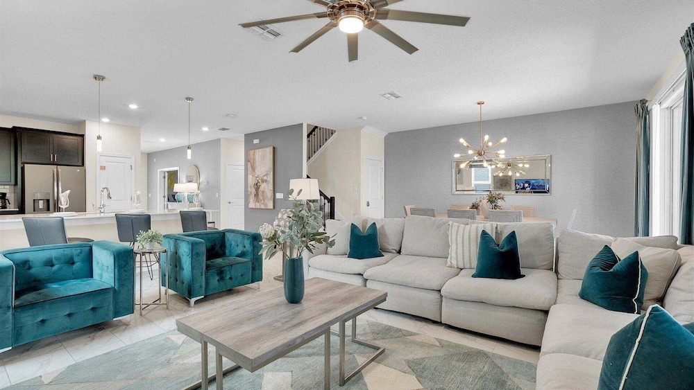 Championsgate 8 bedroom, Game room, Pool, Theater 8 Home