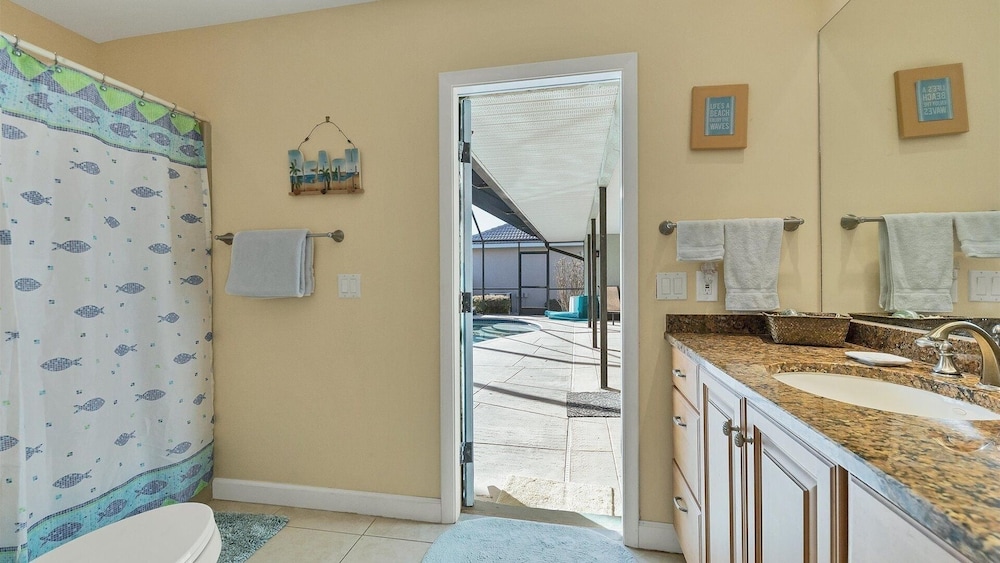 Punta Gorda Isles Private Pool/spa Home On Canal/ Bikes 3 Bedroom Home
