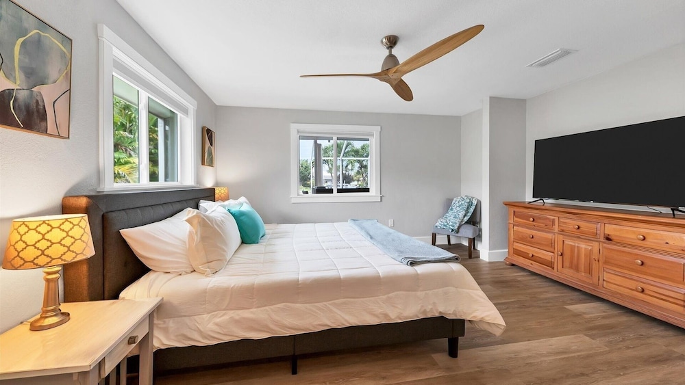Punta Gorda Isles 3-Bedroom Private Pool Home on Canal with Dock 3 Home