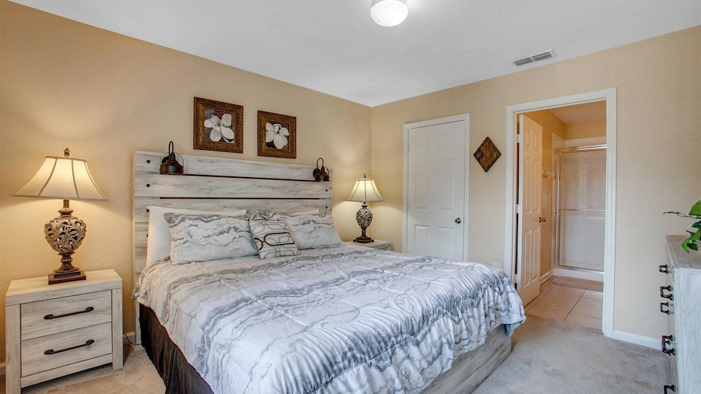 Windsor Hills Resort 6 Bedroom Home with Water Views 6 Home