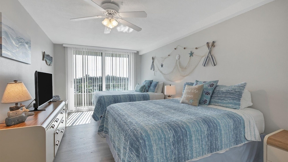 Anchorage Resort 2 Bedroom Condo 6th Flr, Beach Access, Pool 2 Condo