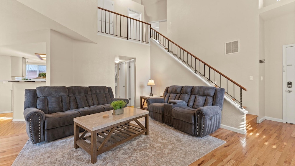 NEW Cityside Stay 3BR Retreat Near DT w Patio