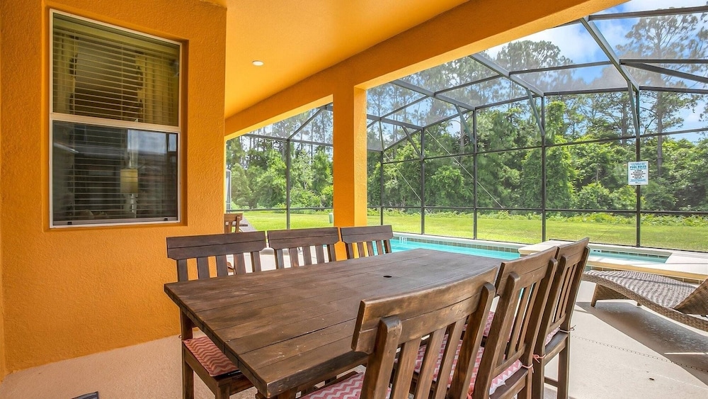 Paradise Palms Resort 6 Bedroom Home with Game Room 6 Home