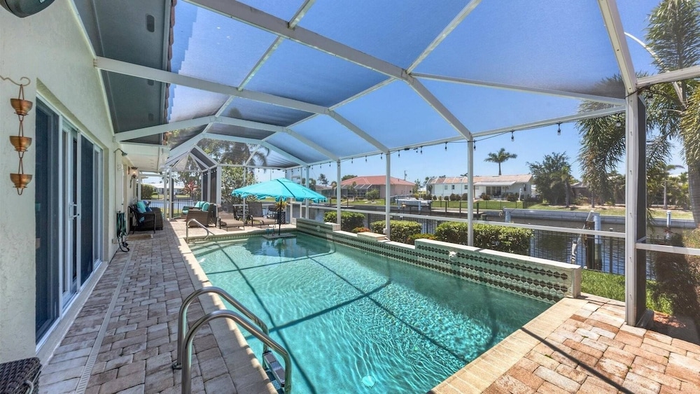 Family-friendly Waterfront 4br Pool Punta Gorda Isles 4 Bedroom Home