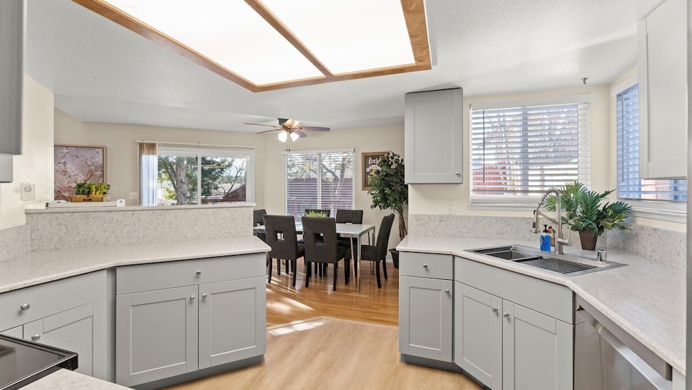 NEW Cityside Stay 3BR Retreat Near DT w Patio