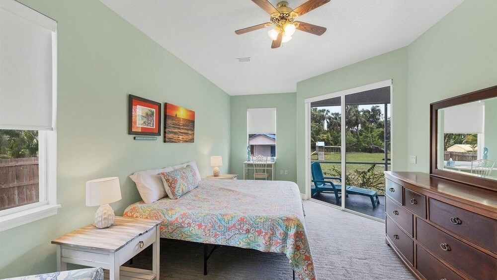 Close To Casey Key Nokomis Beach Pet Friendly Large Yard 3 Bedroom Home