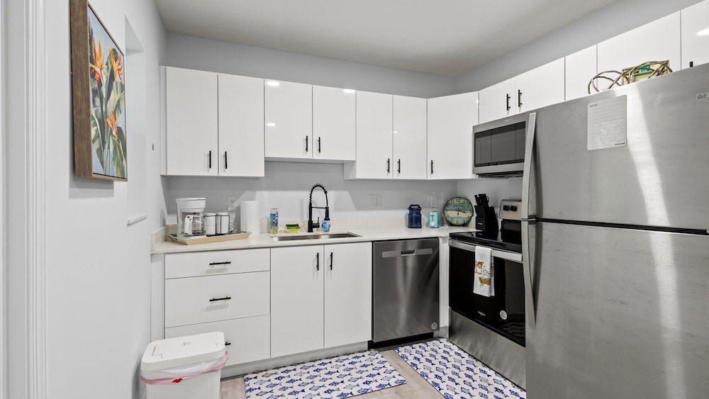 Ocean Drive Villas- Unit A