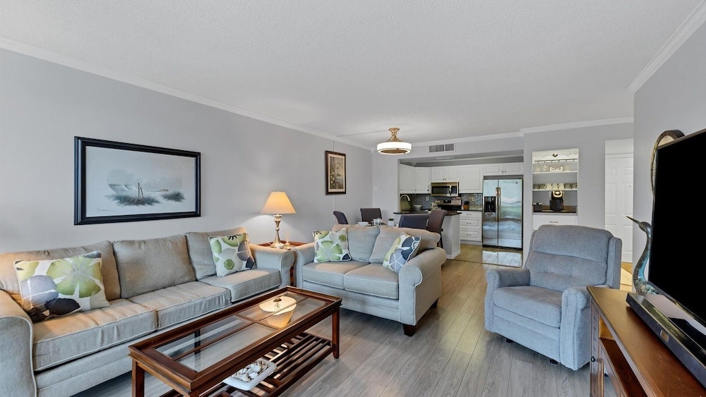 Quiet Condo Near Downtown Punta Gorda 2 Bedroom Condo
