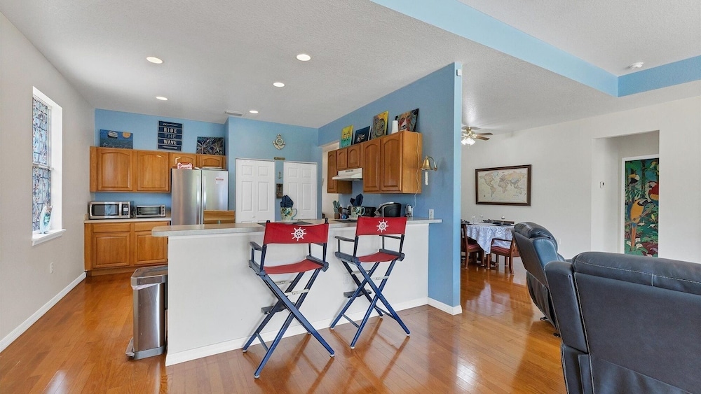 Close To Casey Key Nokomis Beach Pet Friendly Large Yard 3 Bedroom Home