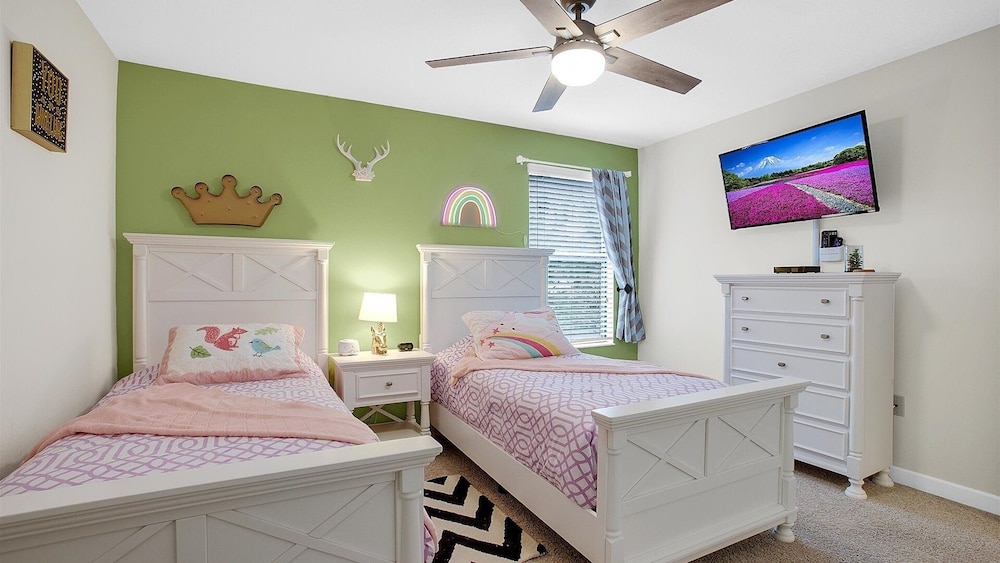 Solterra Resort 5 Bedroom Home with Pool Spa Game Room 5 Home