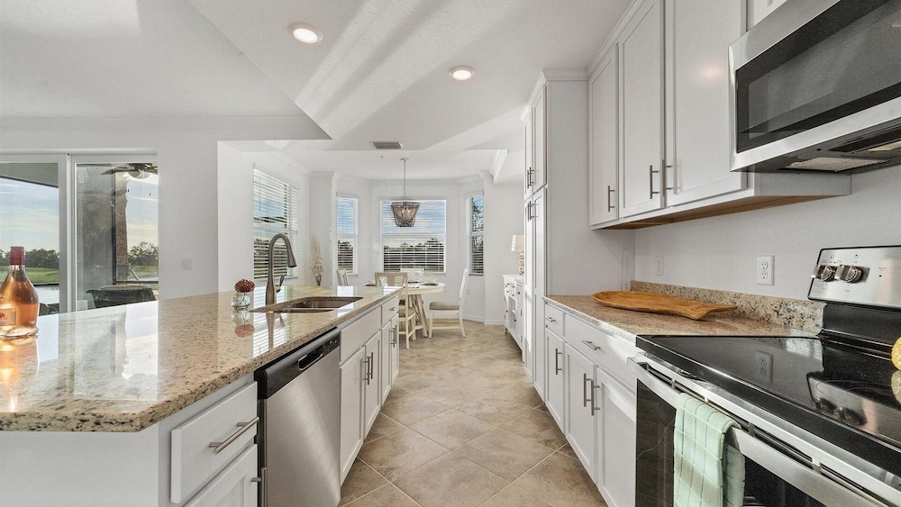 30-night Min. Clubhouse Open Heritage Landing Golf Club Golf Membership Transfer Included 2 Bedroom Condo