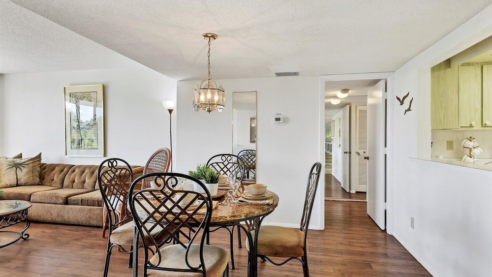 Anchorage Resort 3rd Floor Two Bedroom Condo with Beach Access 2 Condo