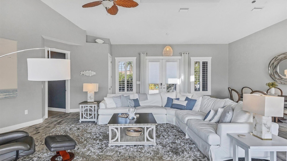 Height Of Luxury In Bird Section Of Punta Gorda Isles 3 Bedroom Home