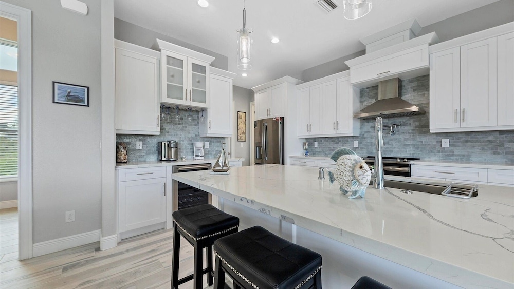 South Gulf Cove 3 Bedroom Canal Pool Home 3 Home