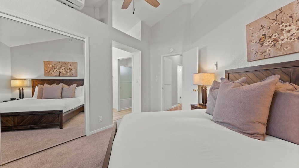 NEW Cityside Stay 3BR Retreat Near DT w Patio