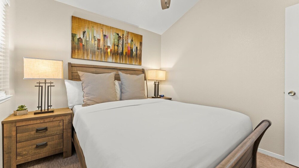 NEW Cityside Stay 3BR Retreat Near DT w Patio