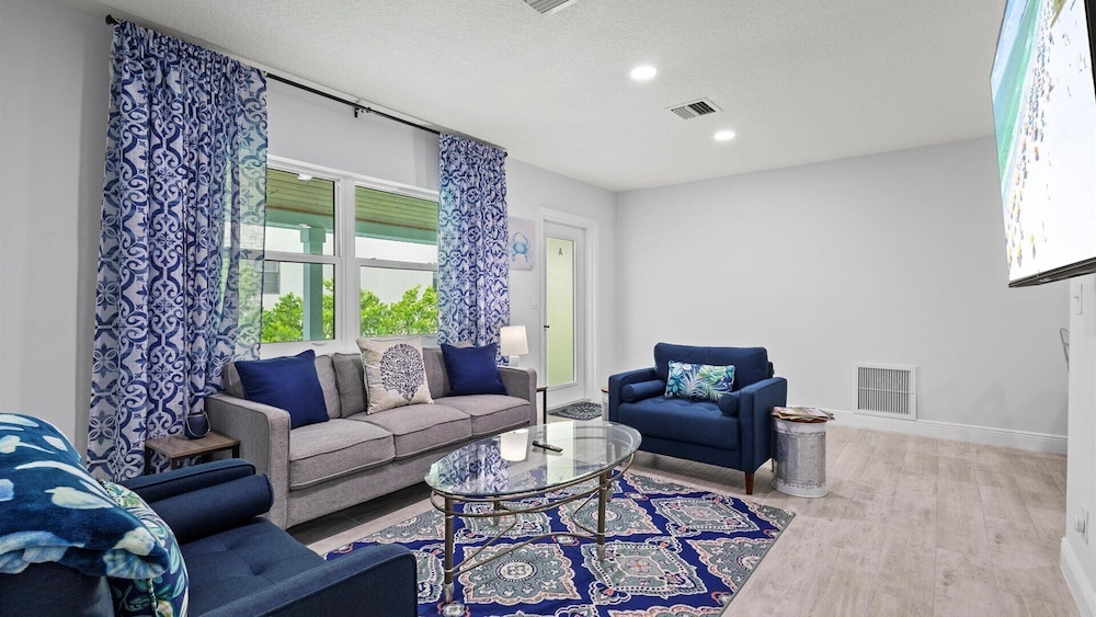 Ocean Drive Villas- Unit A